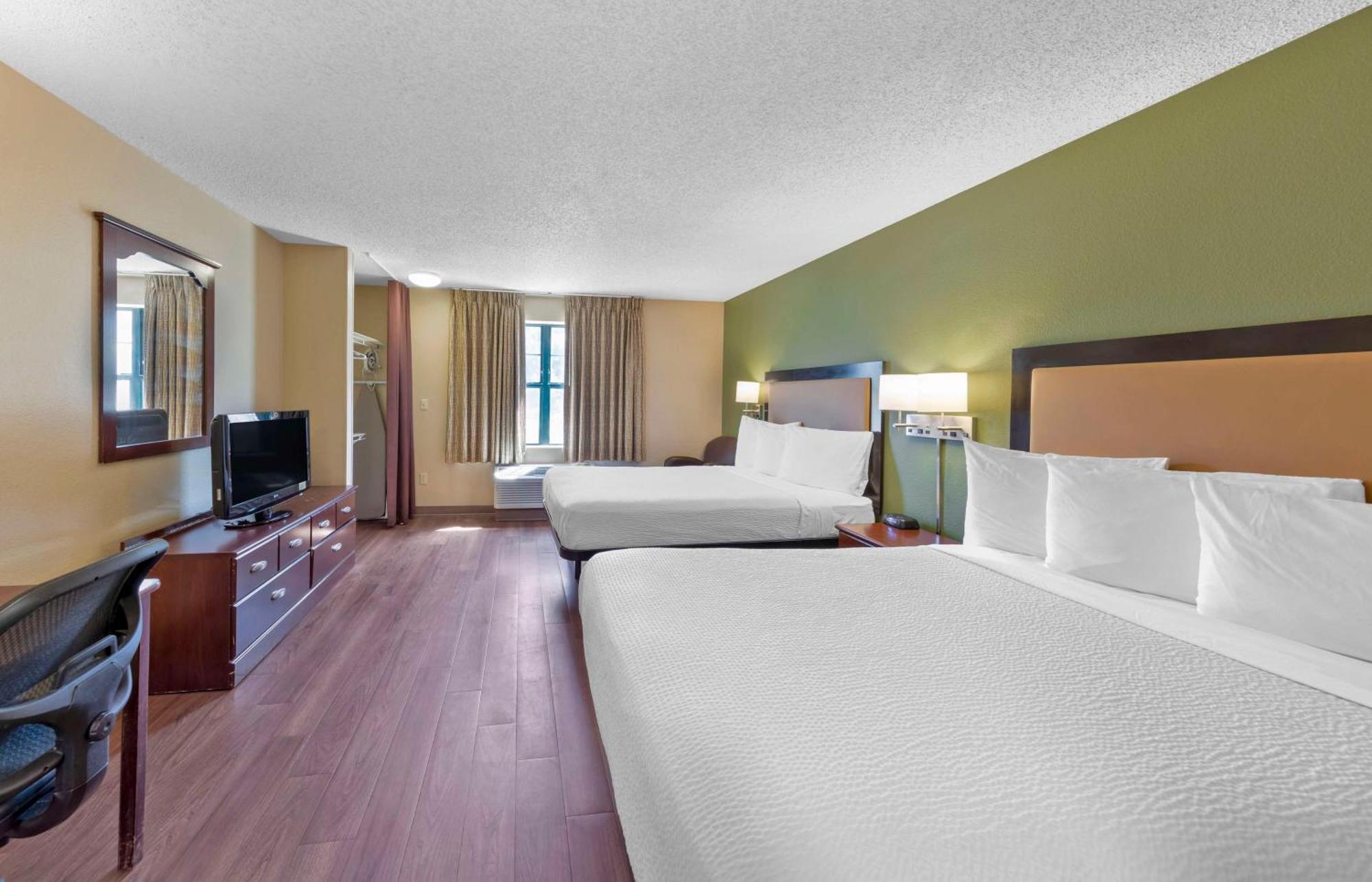 เอ็กซ์เทนด์ สเตย์ อเมริกา ออเรนจ์ เคาน์ตี้-แคตเทลลา อเวนิว Hotel ภายนอก รูปภาพ